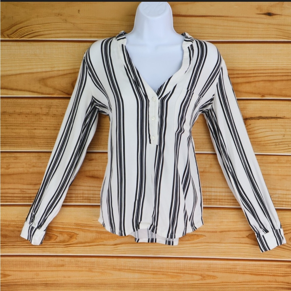 Forever21 Striped Black and White Women's Top